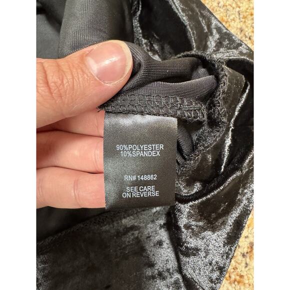 Torrid Crushed Velvet Off Shoulder Sweatshirt Black 4X Whimsigoth Witchy‎ NEW - Picture 7 of 7